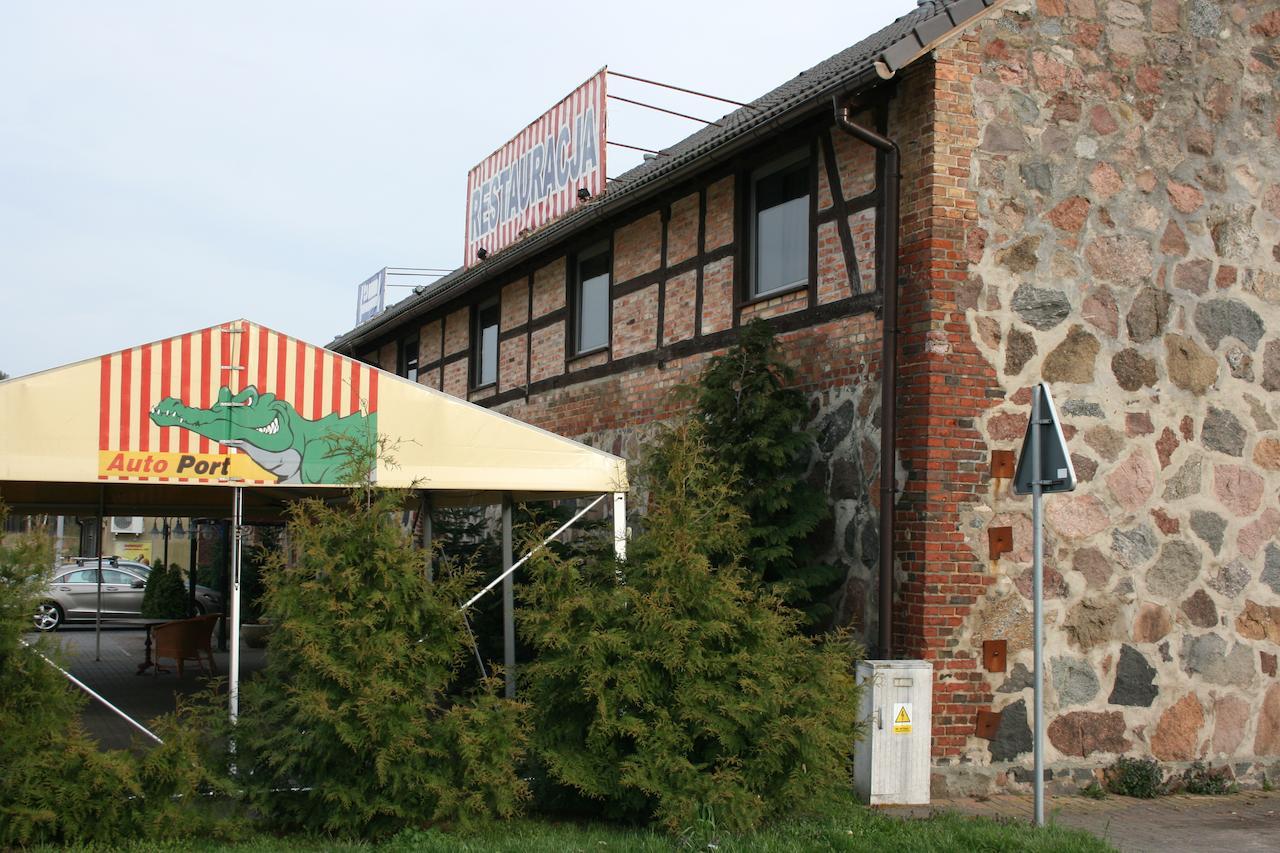 Auto Port Przytoczna Bed and Breakfast Nowa Niedrzwica Esterno foto